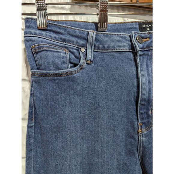 Just Black Women's Blue Mid-Wash High-Rise Denim Skinny Leg Jeans Size 32 - Picture 2 of 7